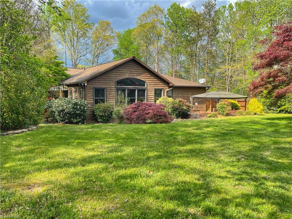 804 Burguss Road High Point, NC 27265 - Photo 1 of 19 Gallery Image 1