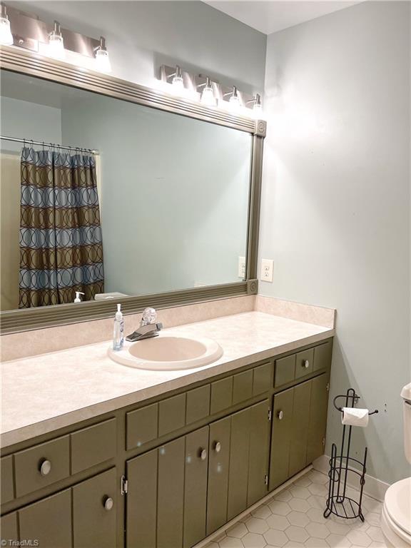 804 Burguss Road High Point, NC 27265 - Photo 12 of 19 Gallery Image 12