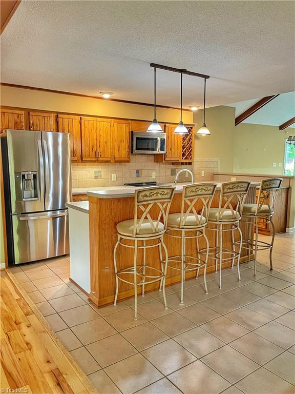 804 Burguss Road High Point, NC 27265 - Photo 2 of 19 Gallery Image 2
