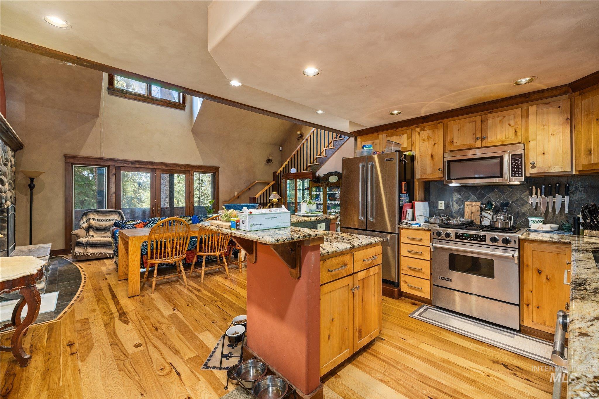 123 Wilderness Ranch Lane Cascade, ID 83611 - Photo 18 of 42