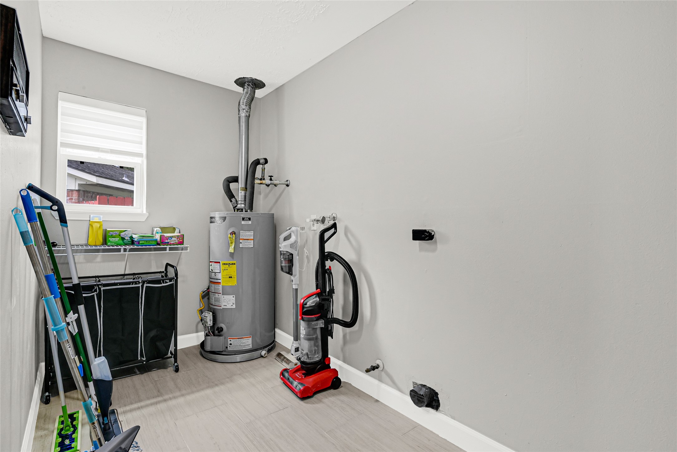 2407 Rambling Brook Drive Spring, TX 77373 - Photo 42 of 49 a view of room with gym equipment