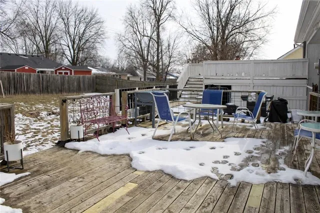 $395,000 | 2017 Joy Street, Excelsior Springs, MO 64024