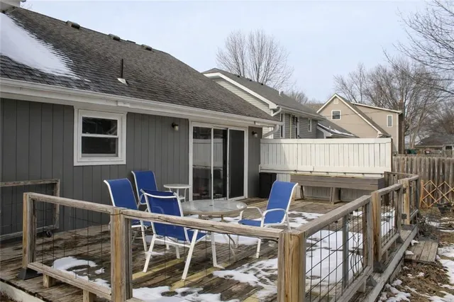 $395,000 | 2017 Joy Street, Excelsior Springs, MO 64024