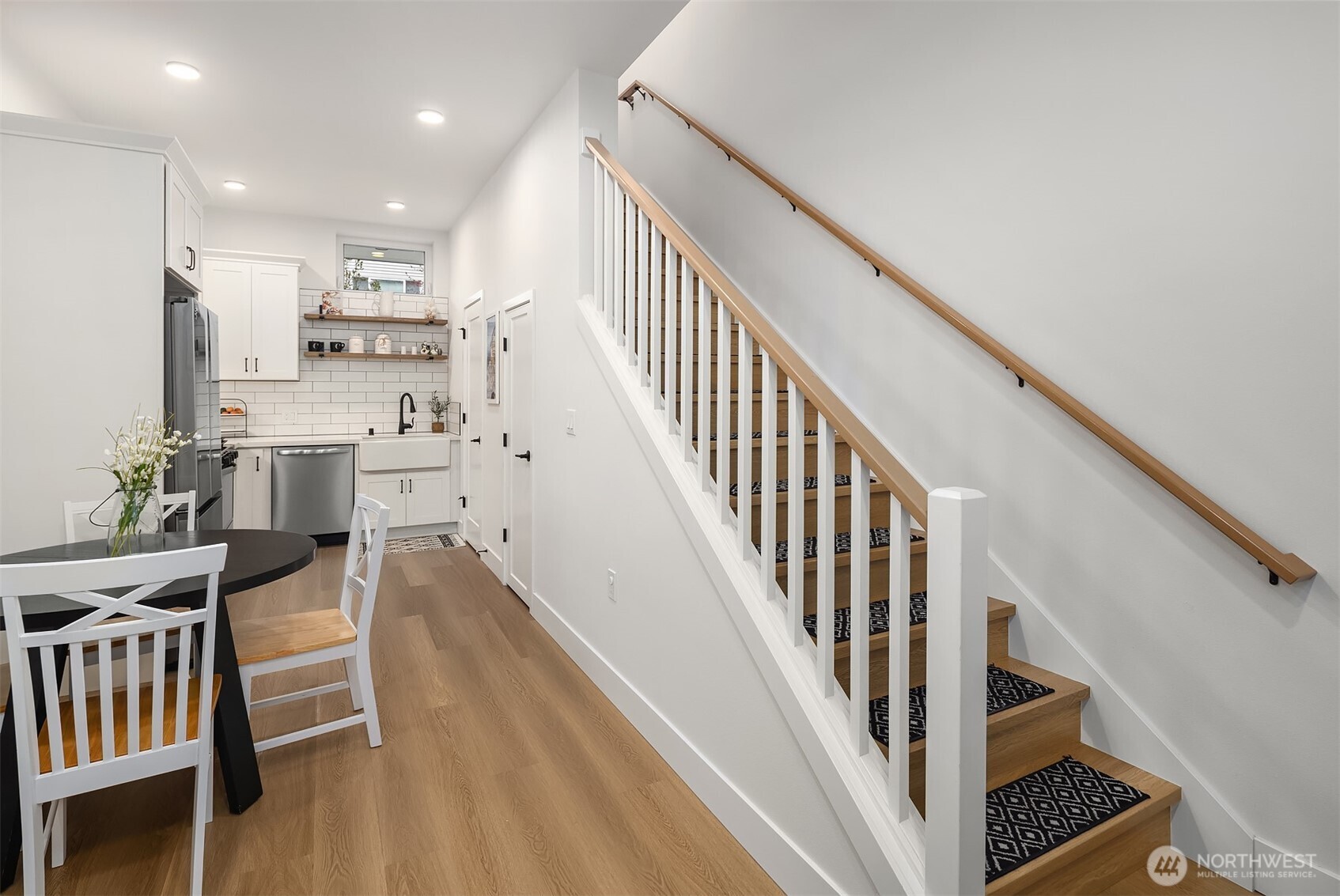 6041 42nd Avenue Southwest Seattle, WA 98136 - Photo 15 of 30