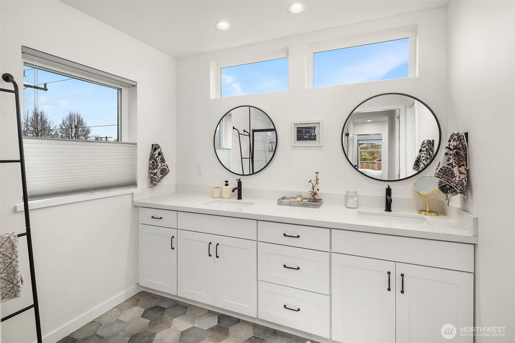 6041 42nd Avenue Southwest Seattle, WA 98136 - Photo 23 of 30