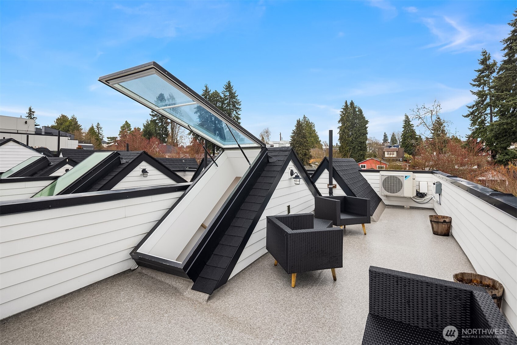 6041 42nd Avenue Southwest Seattle, WA 98136 - Photo 5 of 30