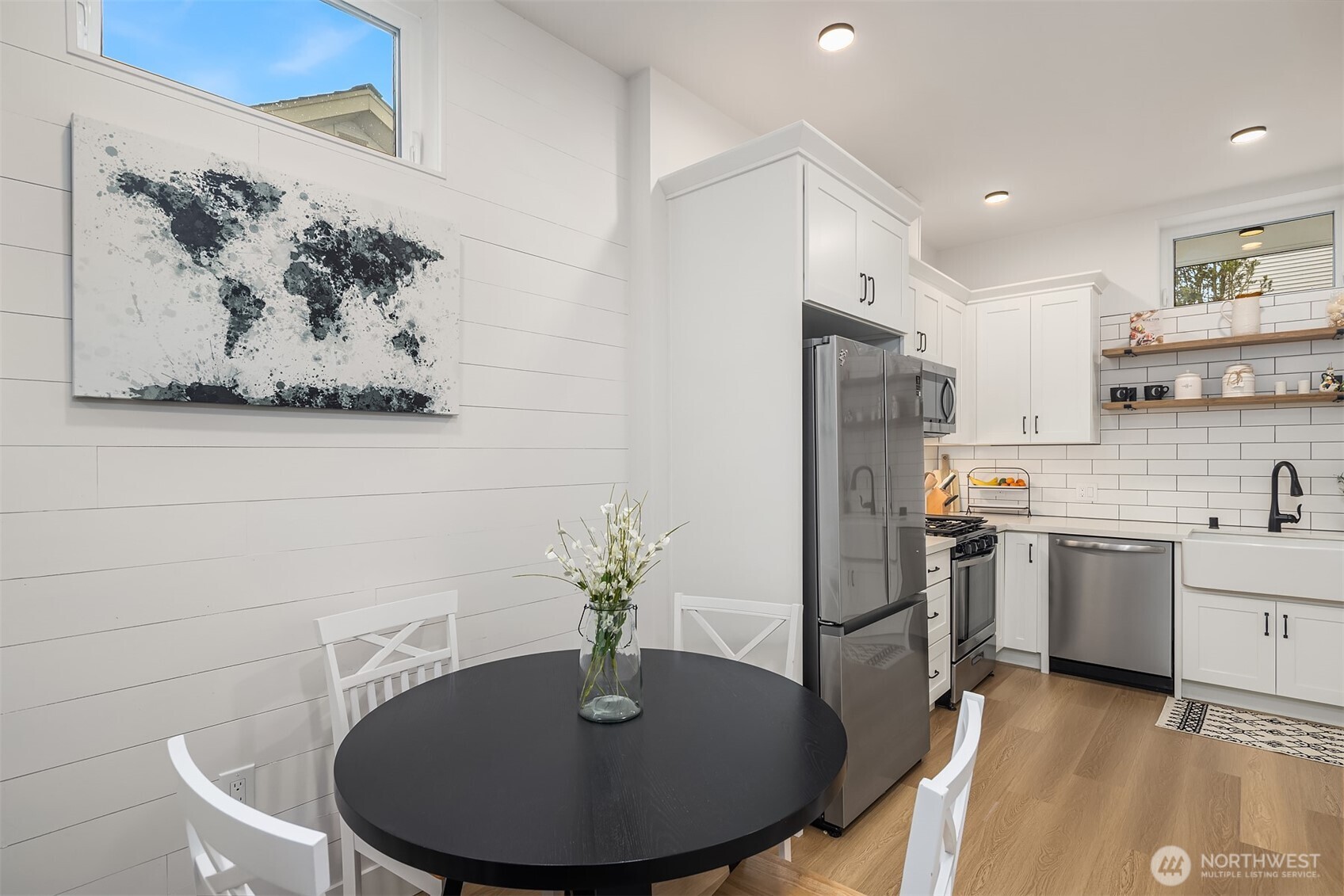 6041 42nd Avenue Southwest Seattle, WA 98136 - Photo 7 of 30