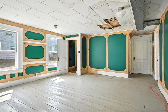 $950,000 | 42-43 River Road, New Portland, ME 04961