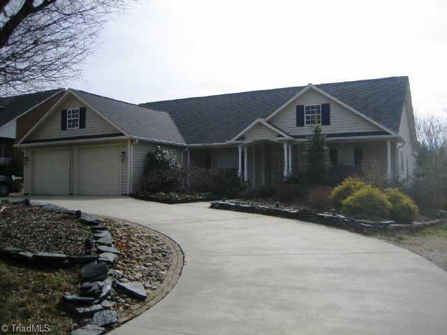 2448 Willard Road High Point, NC 27265 - Photo 1 of 9 Exterior Front.