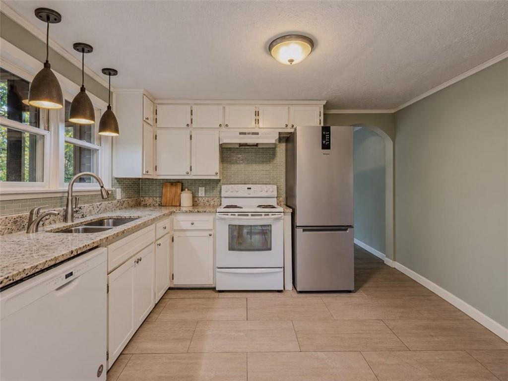 3184 Klondike Road Southwest Conyers, GA 30094 - Photo 2 of 30 Gallery Image 2