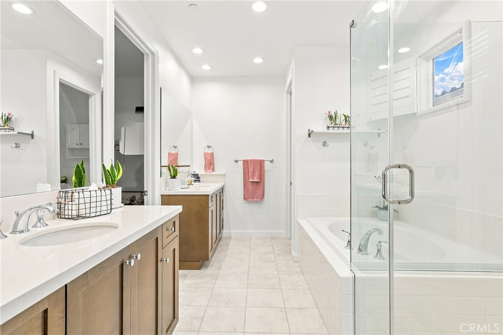 20834 Spruce Circle Porter Ranch, CA 91326 - Photo 24 of 51 Gallery Image 24