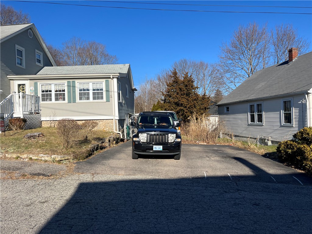9 Meeting Street Coventry, RI 02816 - Photo 2 of 29 Gallery Image 2