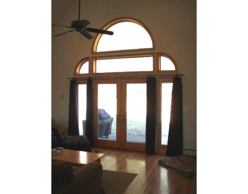 14 Squanto Road Peabody, MA 01960 - Photo 3 of 23 Gallery Image 3