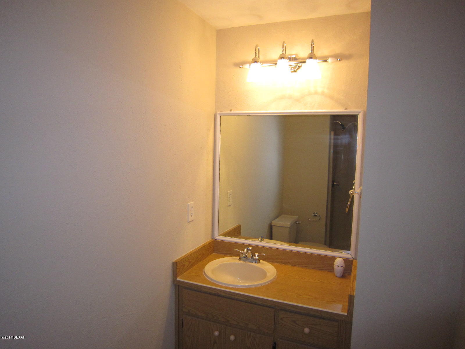 904 Deer Springs Road Port Orange, FL 32129 - Photo 7 of 16 BATH HALF