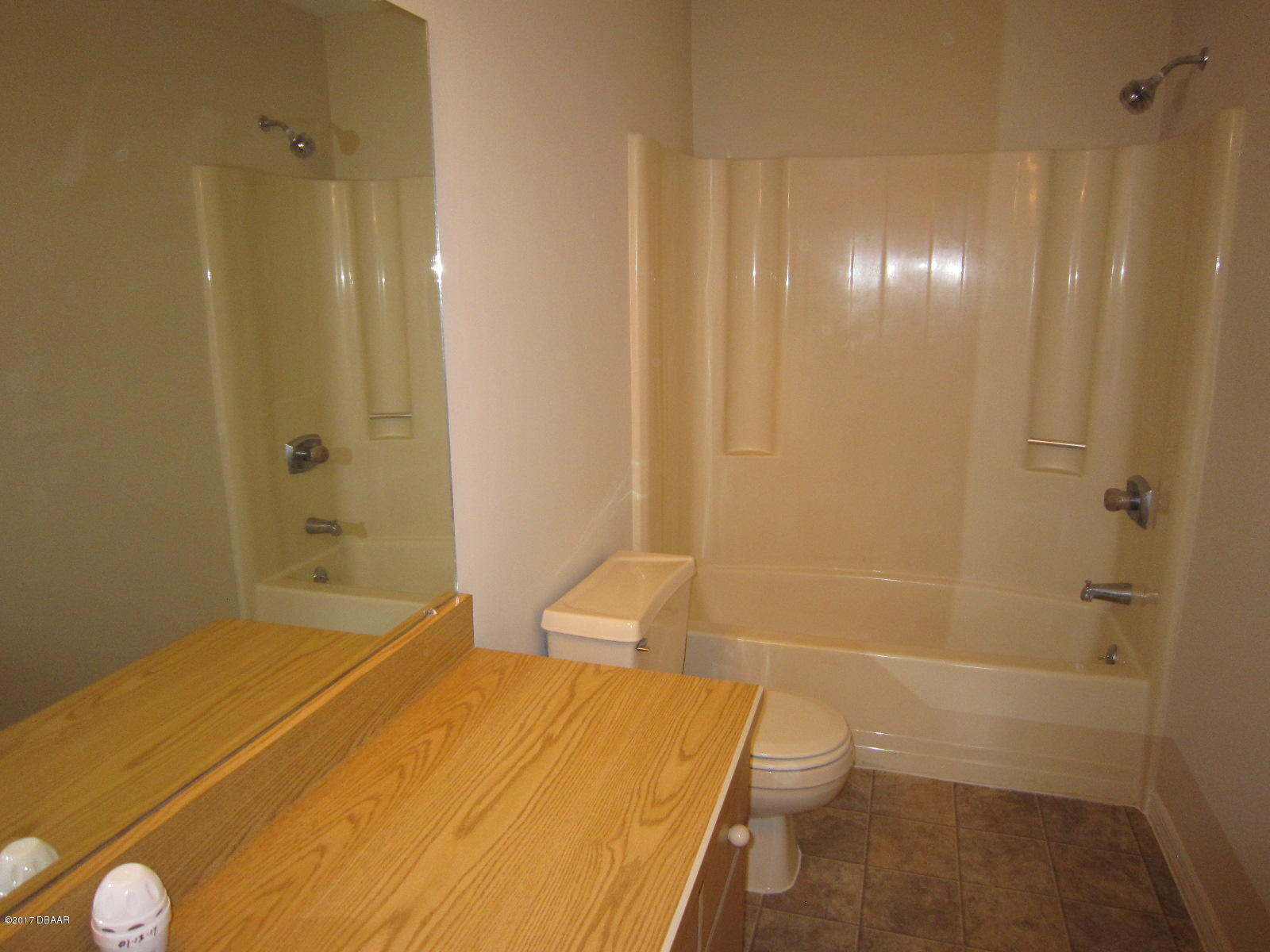 904 Deer Springs Road Port Orange, FL 32129 - Photo 8 of 16 BATH M 2