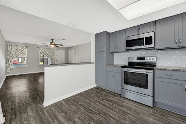 $2,200 | 1803 Flamingo Drive, League City, TX 77573