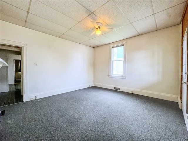 $800 | 219 13th Street, Unit 1, Beaver Falls, PA 15010