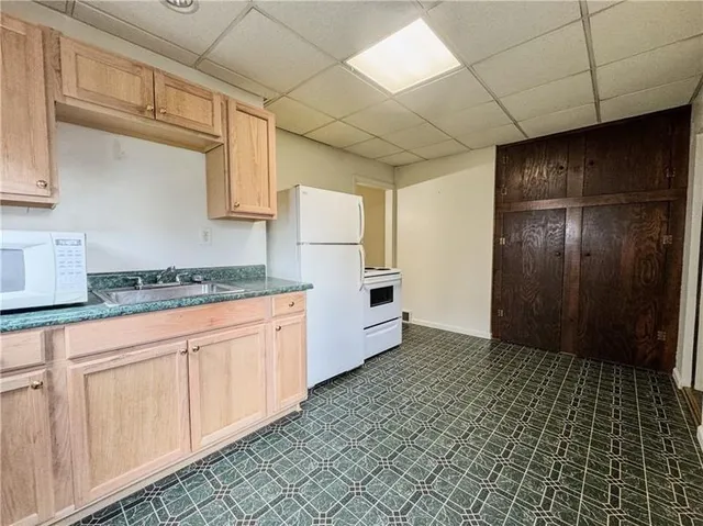 $800 | 219 13th Street, Unit 1, Beaver Falls, PA 15010