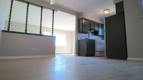 $1,350 | 8800 West 76th Place, Unit 1E, Justice, IL 60458