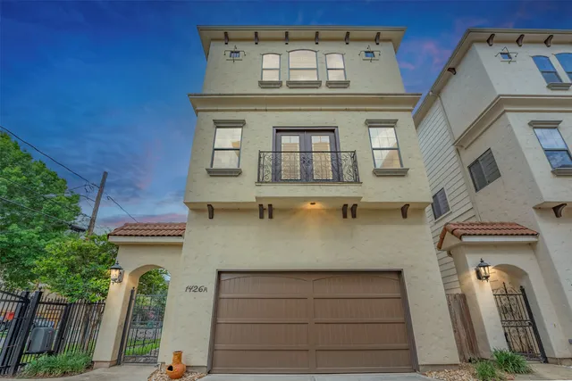 $3,000 | 1426 West 21st Street, Unit A, Houston, TX 77008