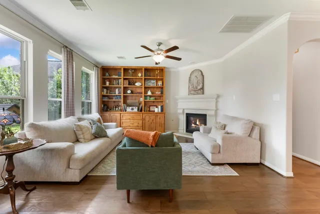 $399,900 | 308 Capriccio Lane, Montgomery, TX 77316