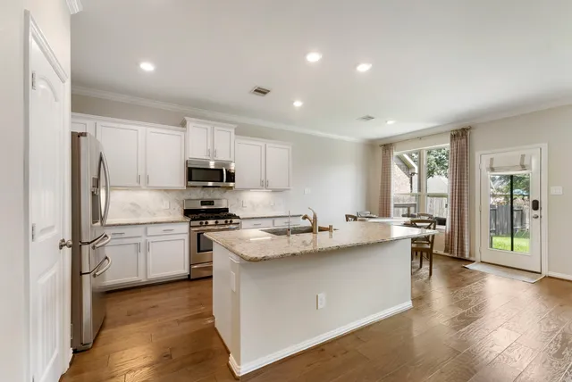 $399,900 | 308 Capriccio Lane, Montgomery, TX 77316