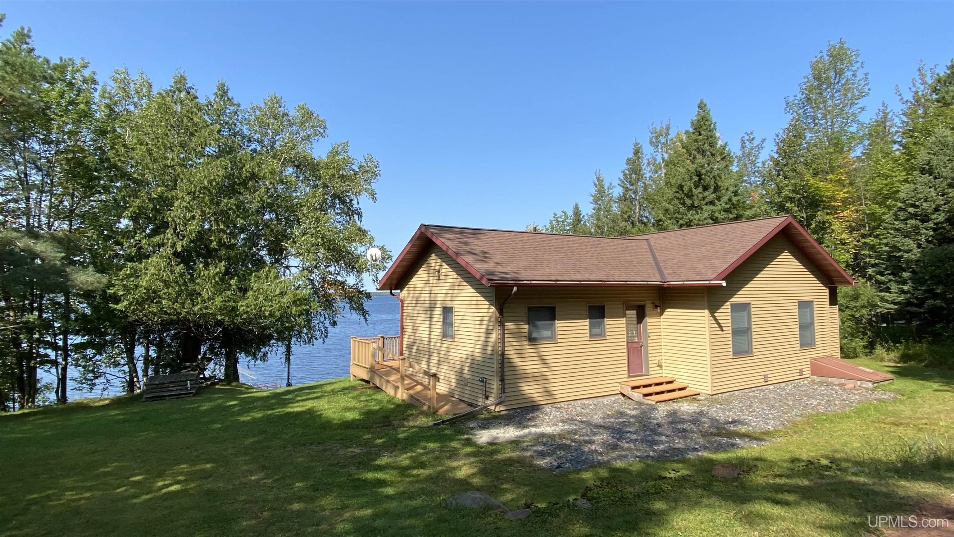10247 East Shore Road Marenisco, MI 49947 - Photo 15 of 21 Gallery Image 15