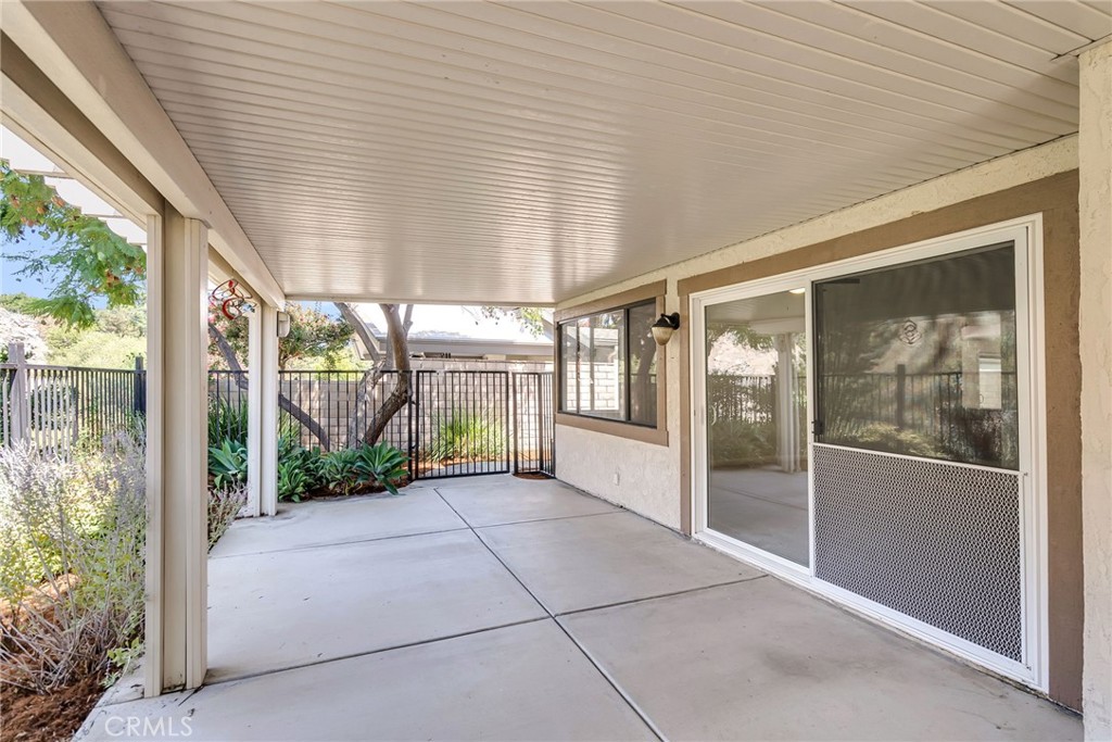 510 Vía Zapata Riverside, CA 92507 - Photo 39 of 47