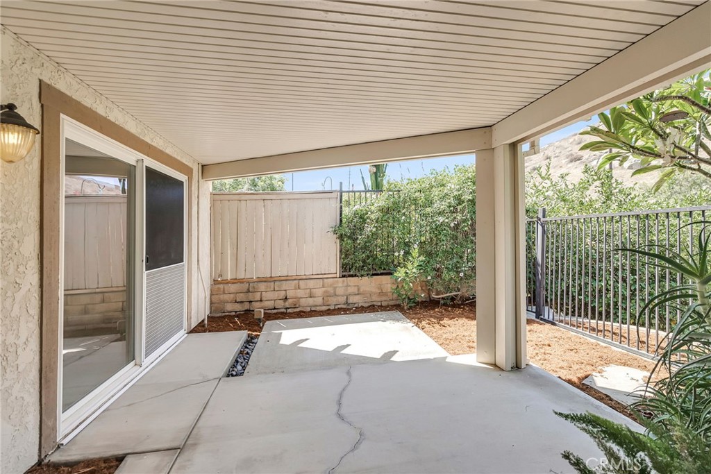 510 Vía Zapata Riverside, CA 92507 - Photo 40 of 47