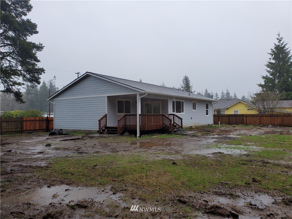 209 Pioneer Road Aberdeen, WA 98520 - Photo 5 of 27 Gallery Image 5