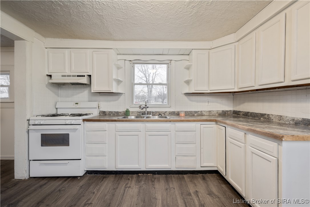 168 3rd Street Charlestown, IN 47111 - Photo 9 of 25