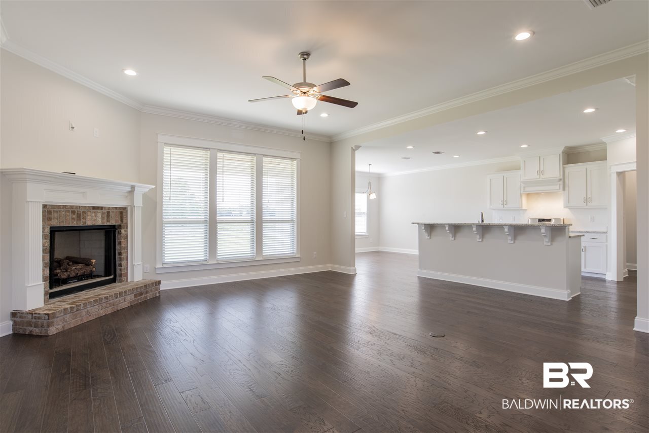 284 Garrison Boulevard Fairhope, AL 36532 - Photo 3 of 34