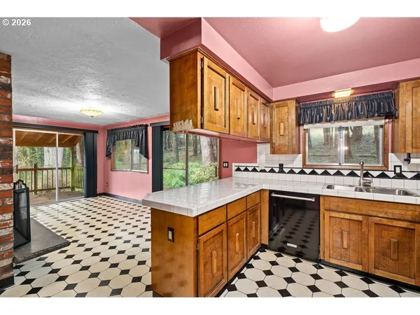 $670,000 | 28850 Southeast Stone Road, Boring, OR 97009