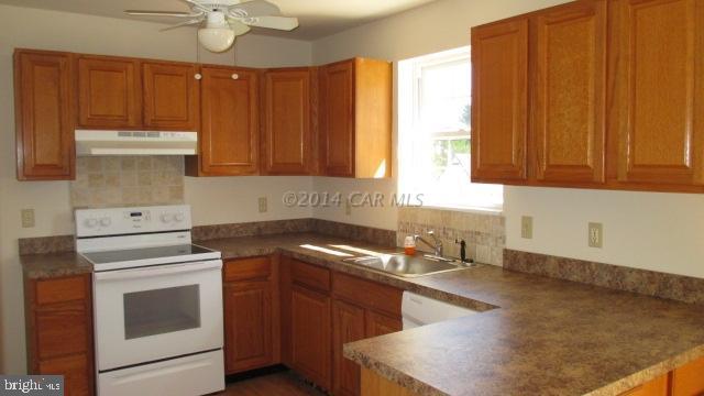 9218 Pitts Road Berlin, MD 21811 - Photo 4 of 12