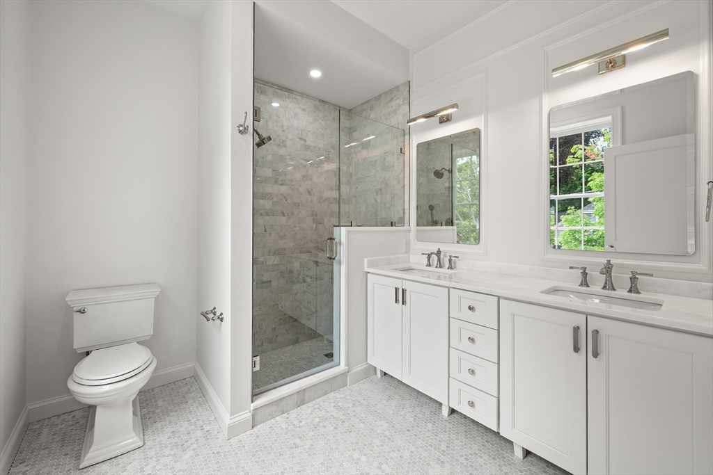 64 Pleasant Street, Unit B Marblehead, MA 01945 - Photo 35 of 37