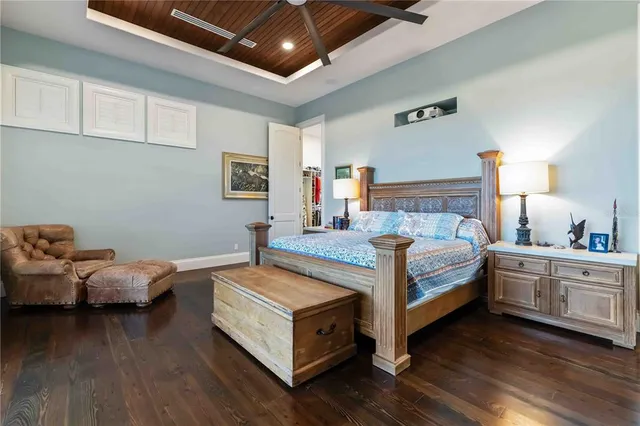 $13,900,000 | 6680 Gulf Of Mexico Drive, Longboat Key, FL 34228