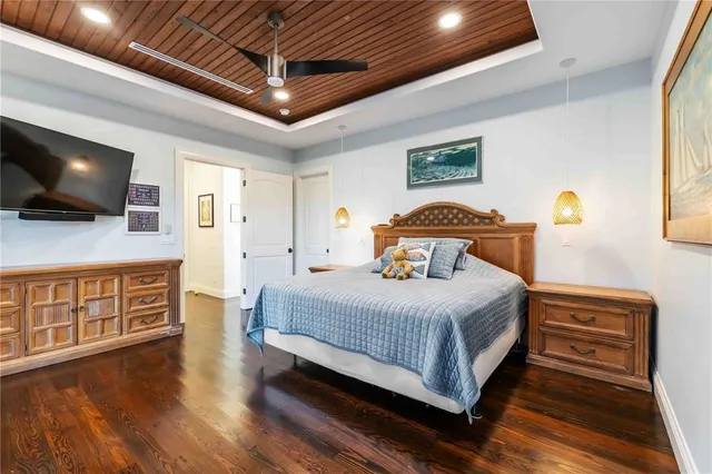 $13,900,000 | 6680 Gulf Of Mexico Drive, Longboat Key, FL 34228