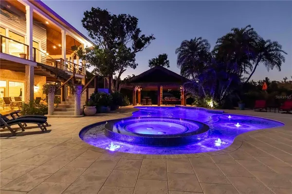 $13,900,000 | 6680 Gulf Of Mexico Drive, Longboat Key, FL 34228