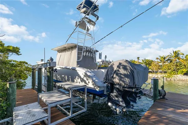 $13,900,000 | 6680 Gulf Of Mexico Drive, Longboat Key, FL 34228