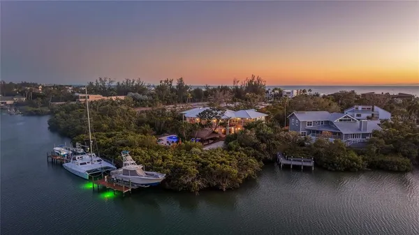 $13,900,000 | 6680 Gulf Of Mexico Drive, Longboat Key, FL 34228