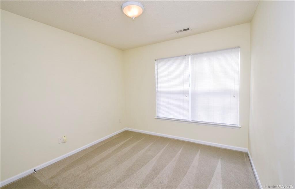 2108 Pimpernel Road Charlotte, NC 28213 - Photo 13 of 21
