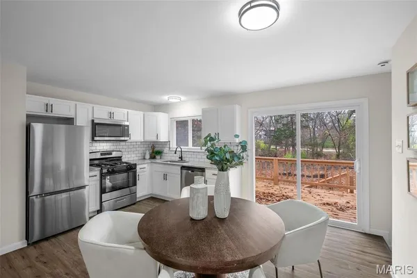 $353,000 | 1320 Fenton Hills Road, Fenton, MO 63026