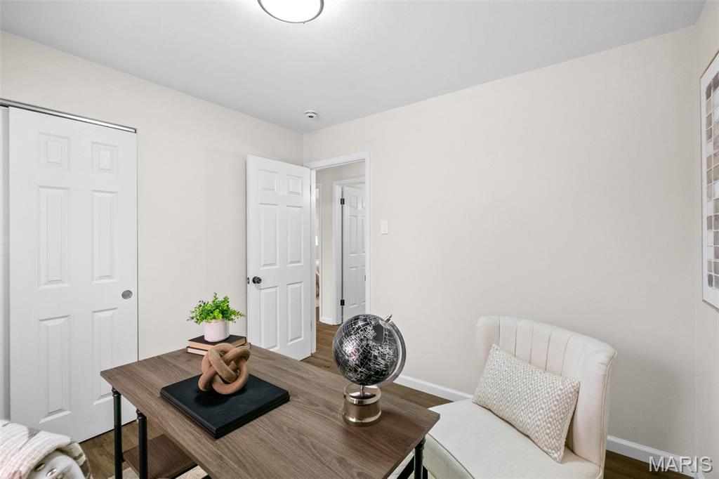 1320 Fenton Hills Road Fenton, MO 63026 - Photo 13 of 43