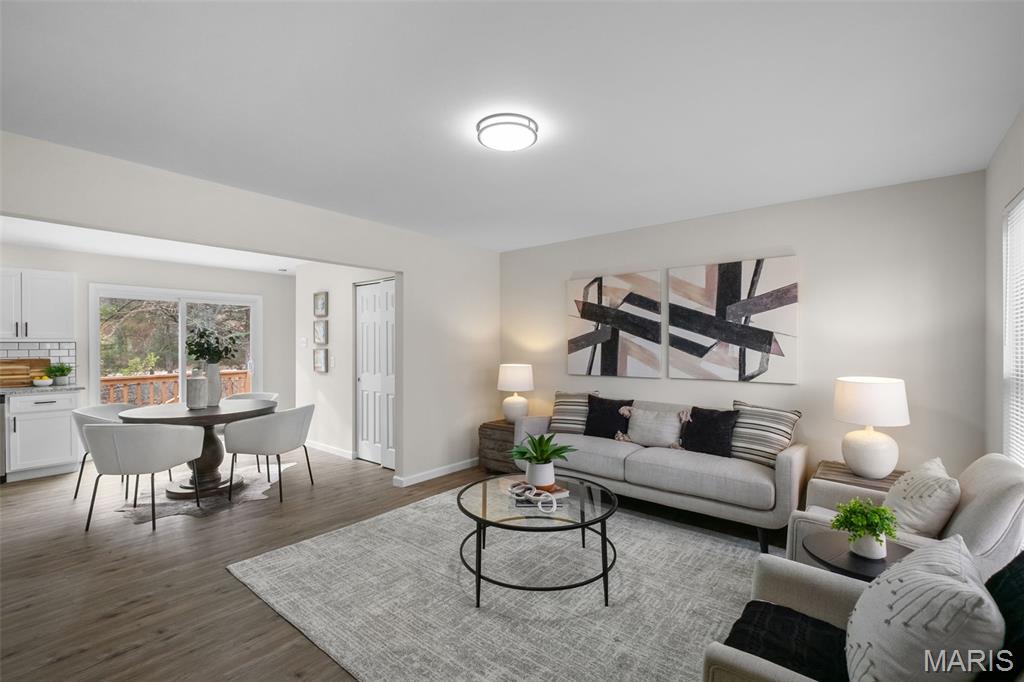 1320 Fenton Hills Road Fenton, MO 63026 - Photo 3 of 43