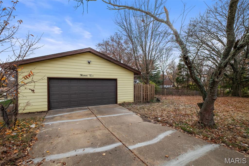 1320 Fenton Hills Road Fenton, MO 63026 - Photo 40 of 43