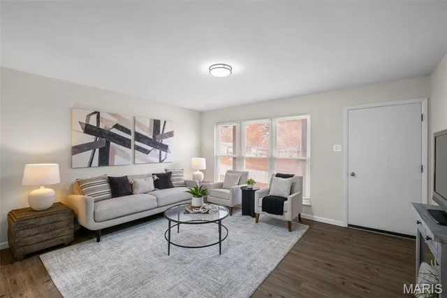 $360,000 | 1320 Fenton Hills Road, Fenton, MO 63026