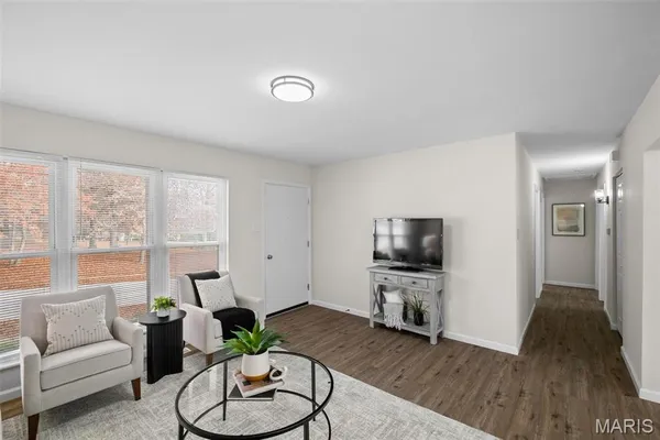 $353,000 | 1320 Fenton Hills Road, Fenton, MO 63026