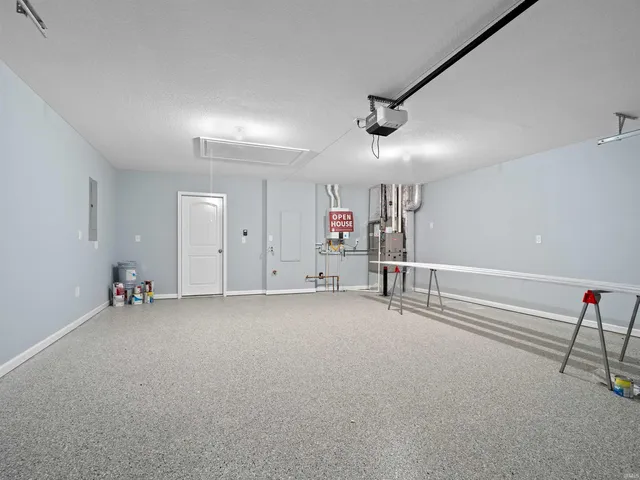 $368,900 | 15554 Brimwillow Drive, Huntertown, IN 46748