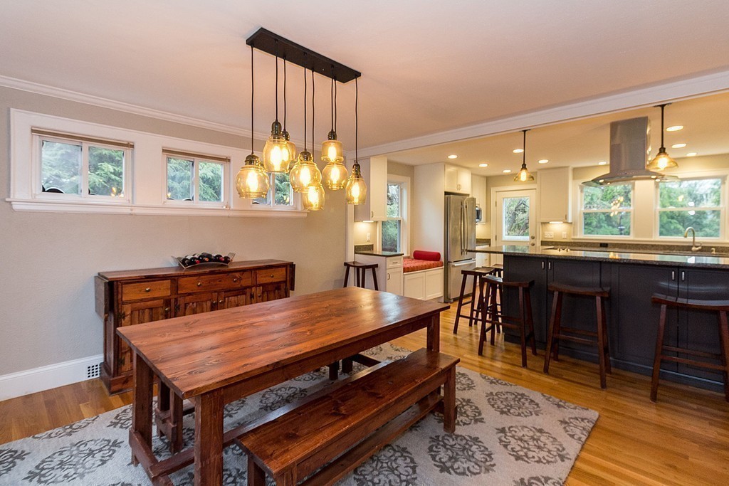 378 Russett Road Brookline, MA 02467 - Photo 7 of 29