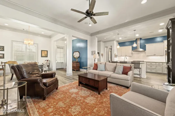 $350,000 | 404 Habitat Ridge, Broussard, LA 70518